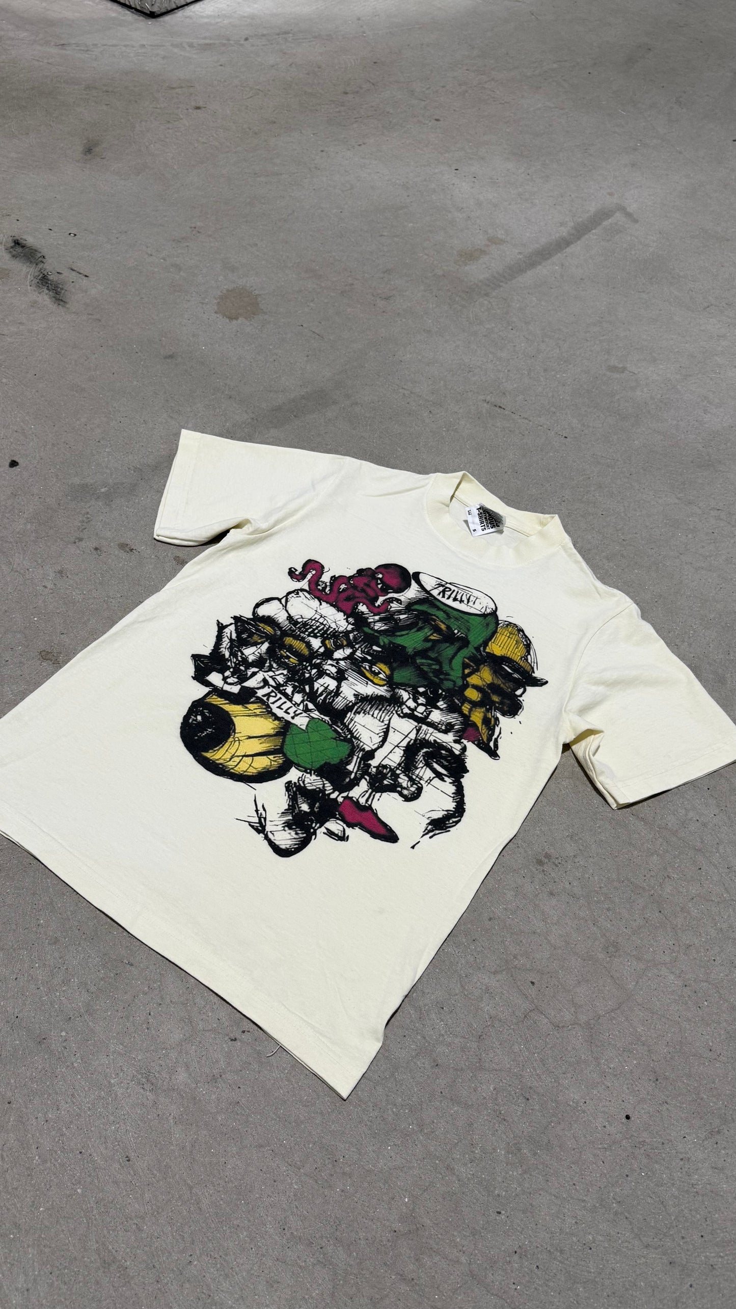 DISTORT TEE